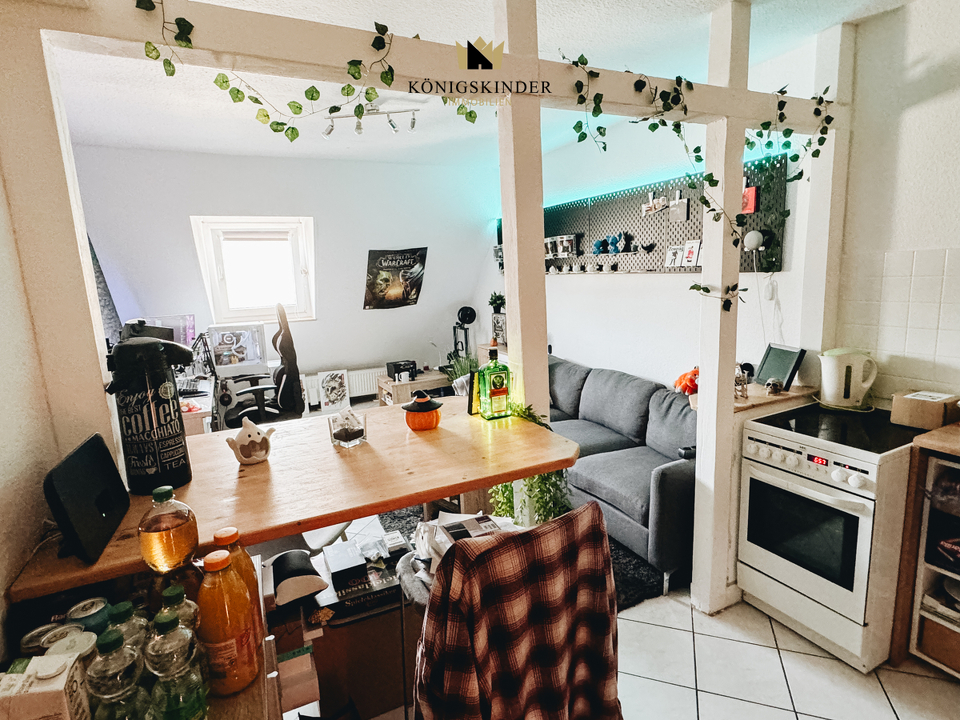Wohnzimmeransicht aus Küche