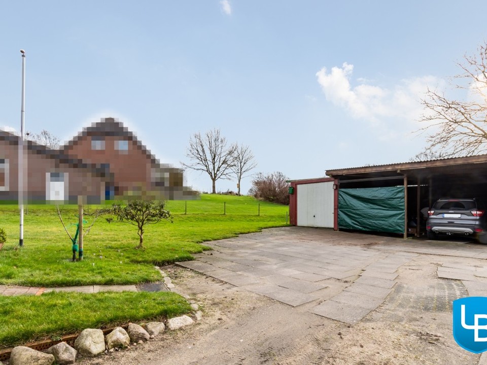 Garage und Carport