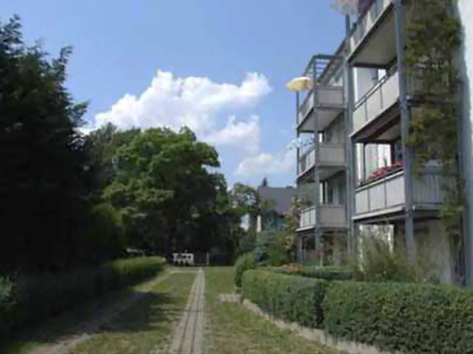 Balkone und Terrassen sind vorhanden