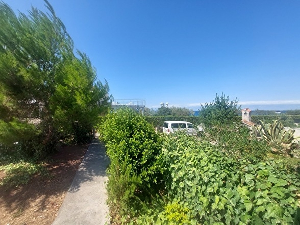 Immobilien Kroatien - Panorama Scouting Haus H2277