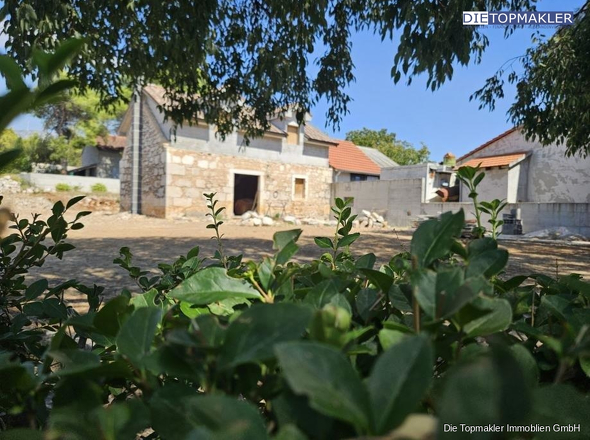 stara-kamena-kuca-adaptaciji-dubravi-kod-sibenika-slika-227451998