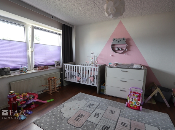 Kinderzimmer EG