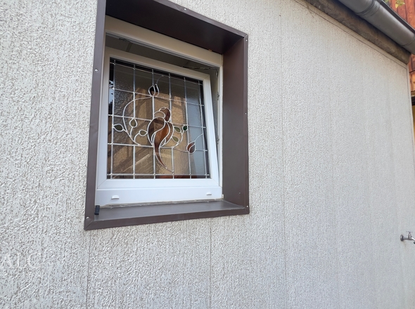 Fenster im Hauseingang 