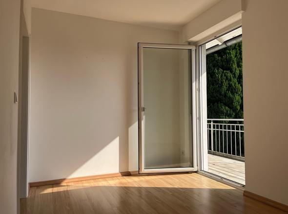 Kinderzimmer oder Ankleide OG