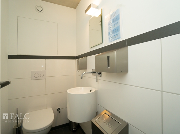 Toilette Erdgeschoss