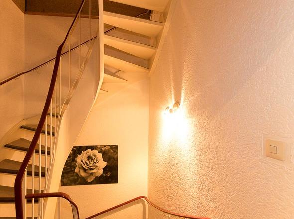 OG: TRH mit Treppe R. EG & Dachboden