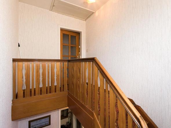 Treppenhaus R. DG #1