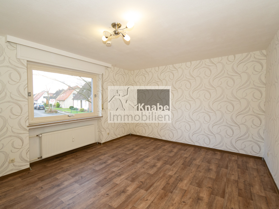 Zimmer EG-Wohnung