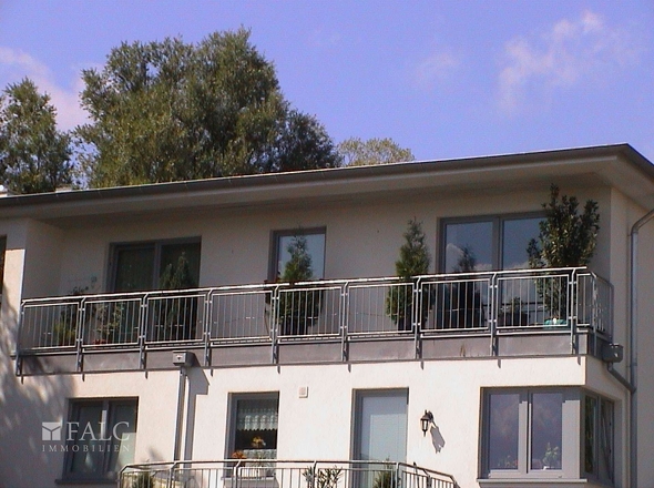 Außenansicht Balkon vorne