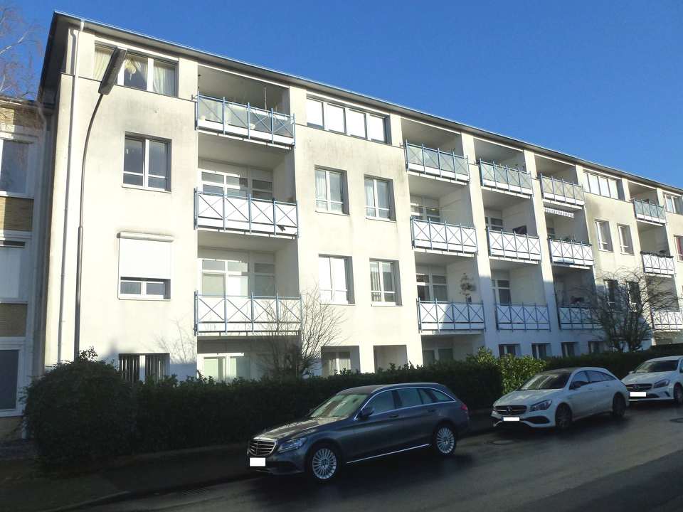 Straßenansicht