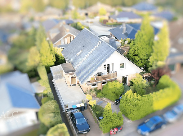 Straßenansicht West