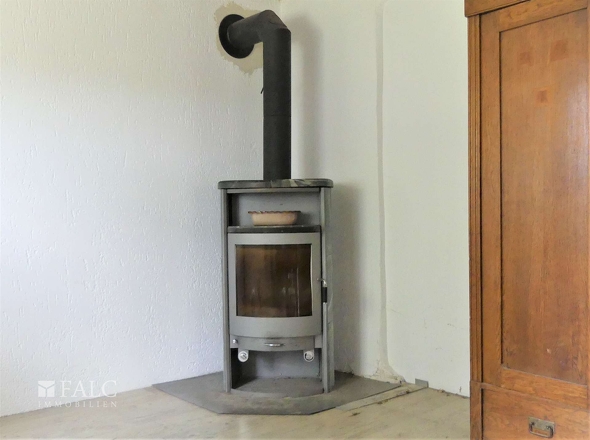 Kamin in Zimmer 3 