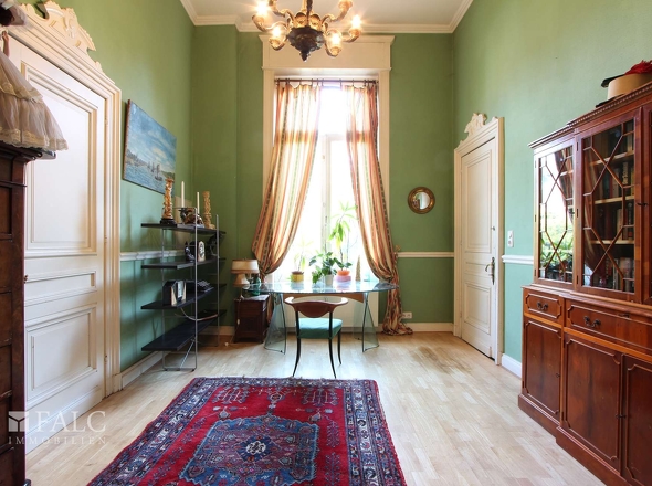 Erstes Arbeitszimmer im EG