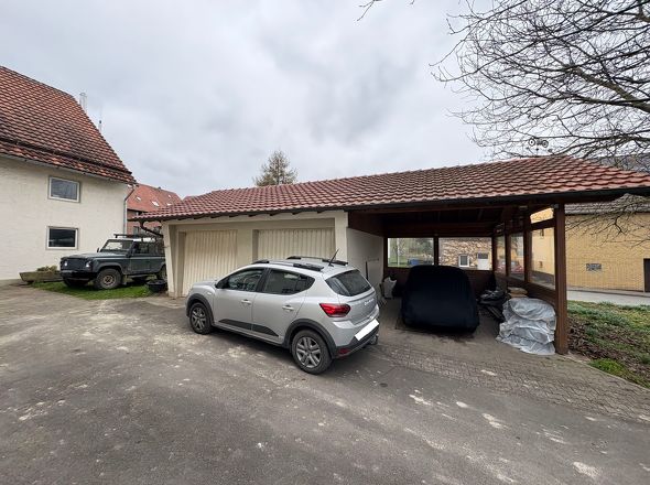 Garagen + Carport