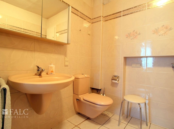 Badezimmer Vorderhaus