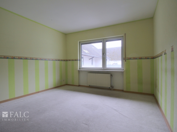 Schlafzimmer 1. OG links