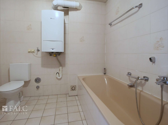 Badezimmer 1. OG links