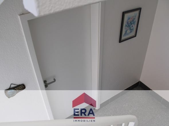 Eingangstür Wohnung EG links