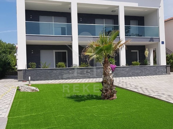 Immobilie in Rogoznica