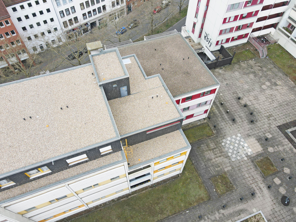 Vogelperspektive aufs Gebäude