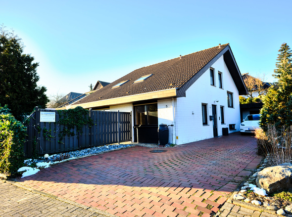 Haus Auffahrt