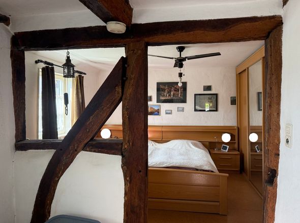 Schlafzimmer mit Ankleide