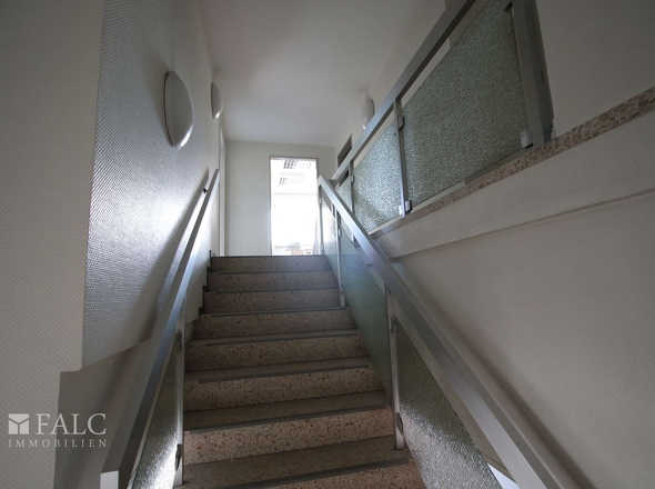 Treppe zum 1. OG