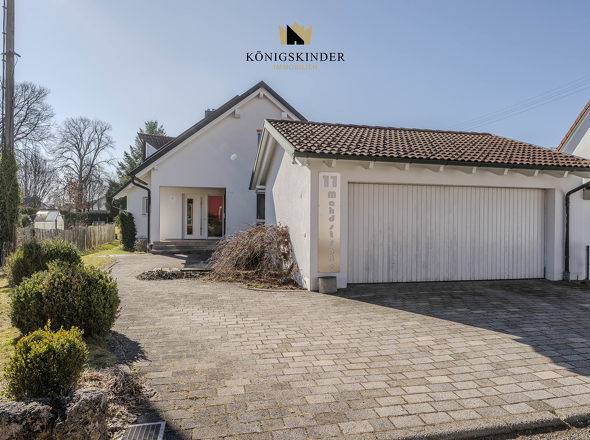Vier Wände, ein Dach, eine Doppelgarage und jede Menge Platz für Ihre Wohnträume!