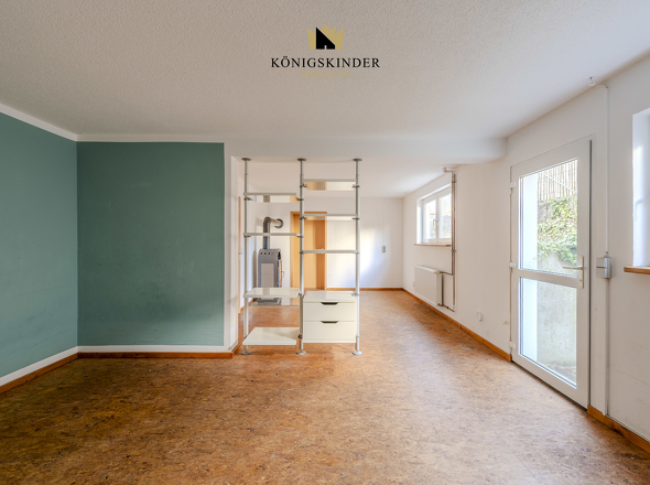 Großzügige Flächen und vielseitige Optionen – die Kellerräume warten auf Ihre Visionen!