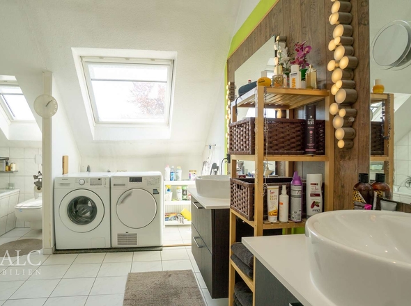 Badezimmer Dachgeschoss