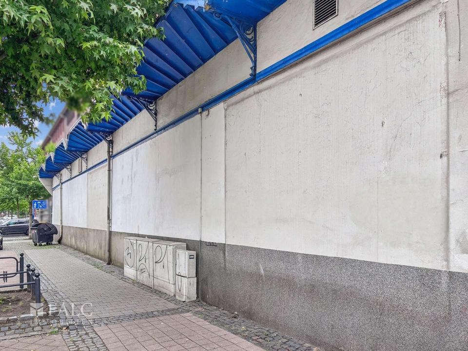 Platz für Ihre Werbetafeln