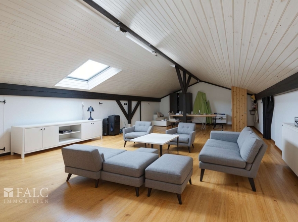 Dachgeschoss - Möbelierungsbeispiel