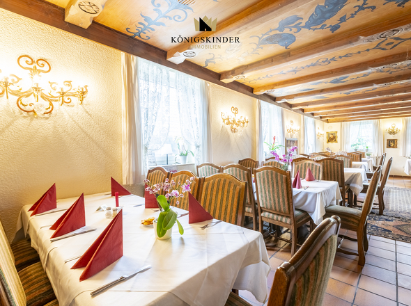 Eine Familienfeier oder ein Seminar? Voila - hier im Nebenzimmer...