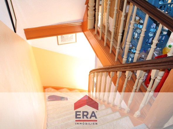 Treppenaufgang - Wohnung 2