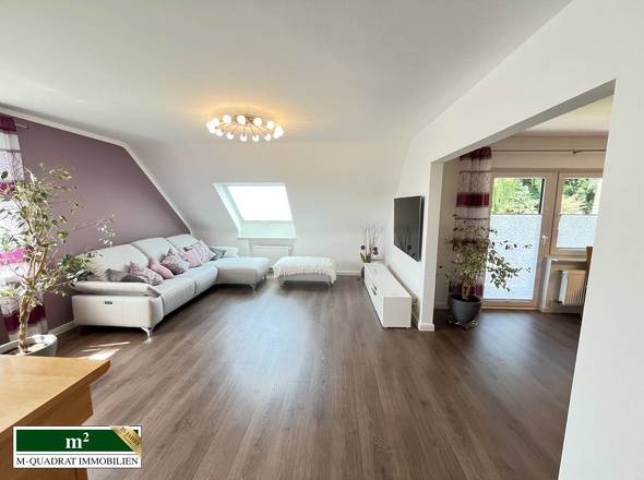 Wohnen + Essen im DG