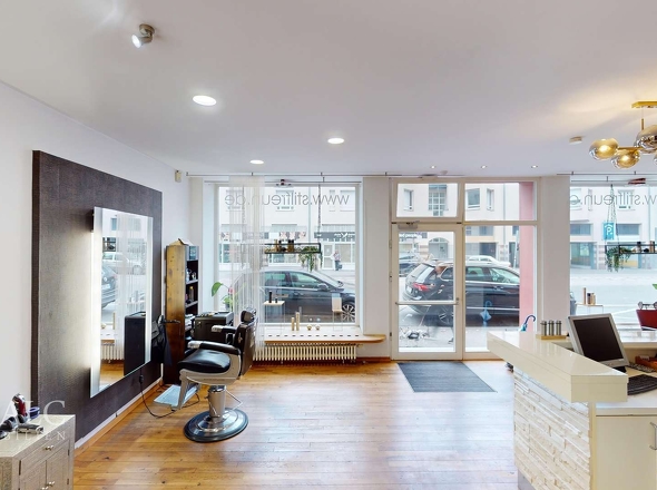 Vorderhaus - EG Friseursalon