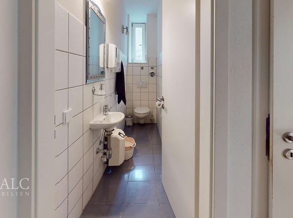 Vorderhaus - EG Friseursalon