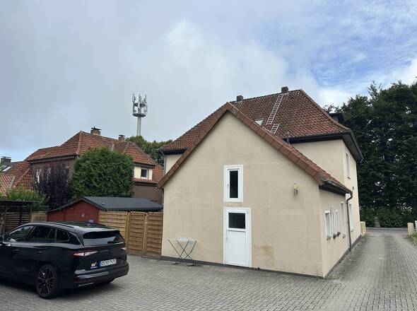 Haus Ansicht Süd und Hoffläche