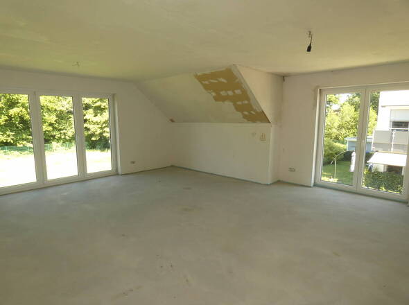 Wohnzimmer Hauptwohnung OG