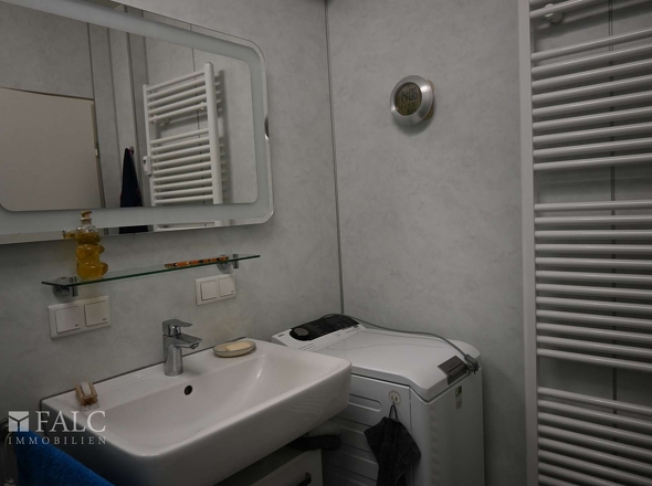 Badezimmer mit Armatur