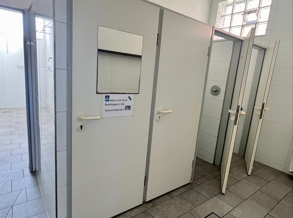 Duschen Sauna-Schwimmbad