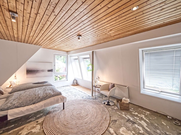 Schlafen (neuer Boden ist verlegt)