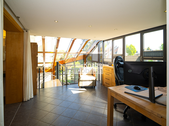 eine von zwei Galerien