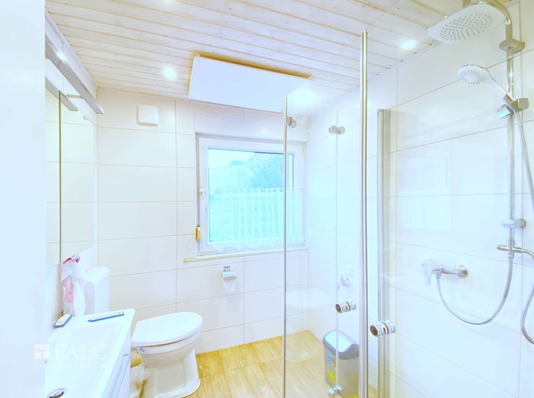 Duschbad EG renoviert