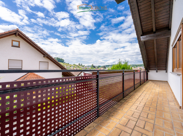 DG - Weitläufiger Balkon