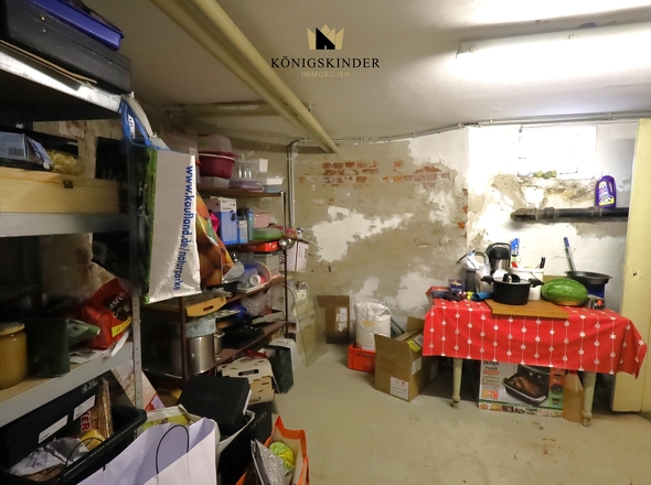 Im Keller: der Abstellraum... 