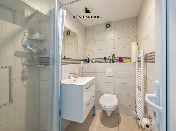 zweites Duschbad im 1.OG