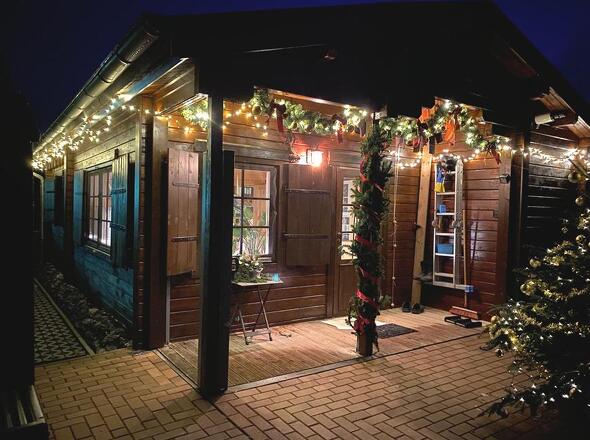 Außenansicht zur Weihnachtszeit