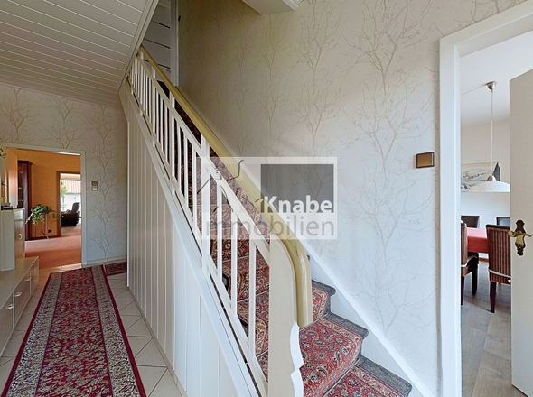 Eingangsbereich mit Treppe_Flur - Kopie