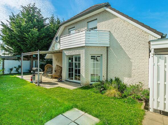 Außenansicht Gartenseite #1